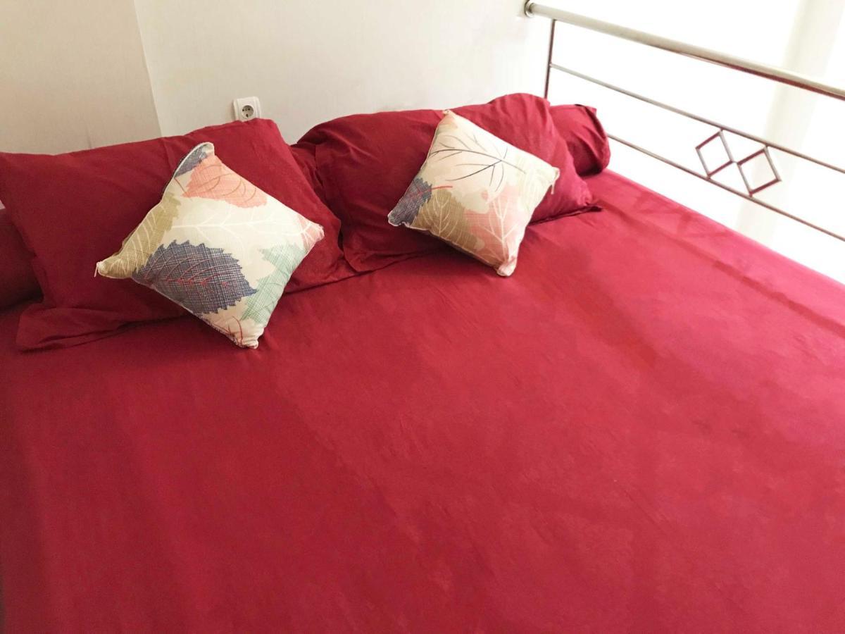 37 Guesthouse Jakarta Phòng bức ảnh