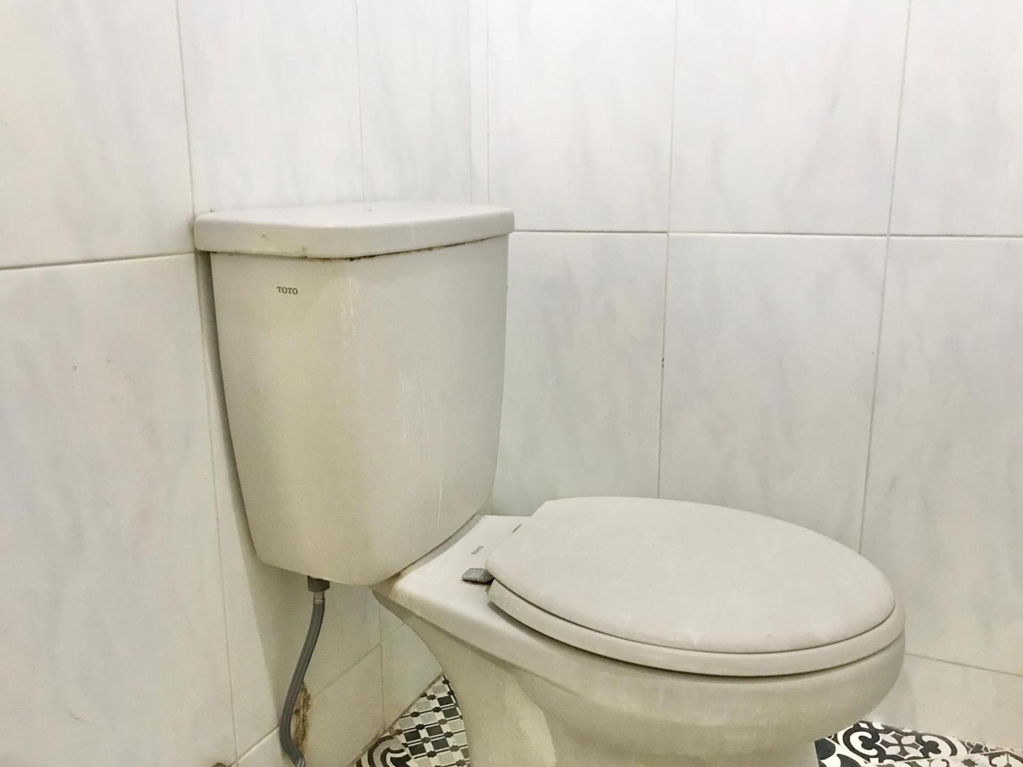37 Guesthouse Jakarta Phòng bức ảnh